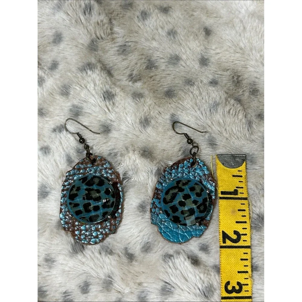 Unbranded stylish teal